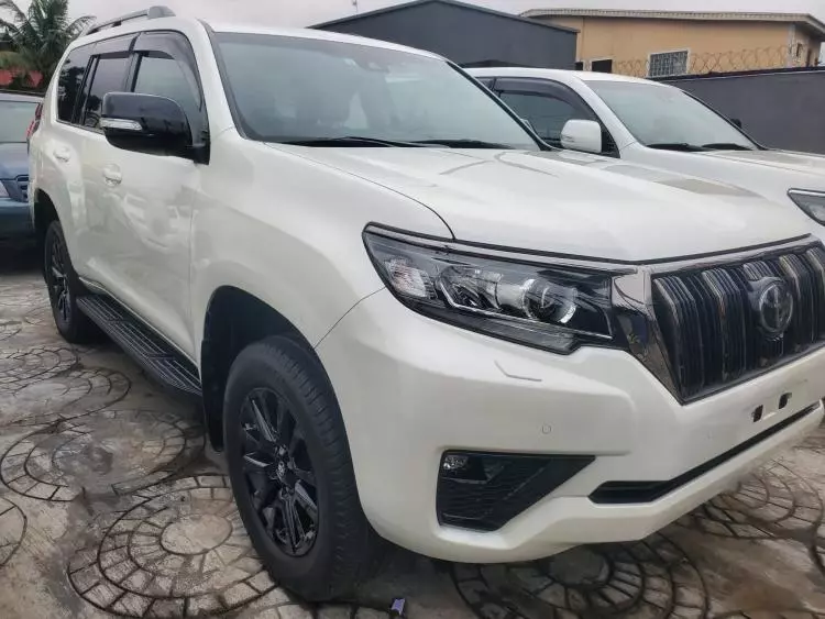 Toyota Landcruiser Prado