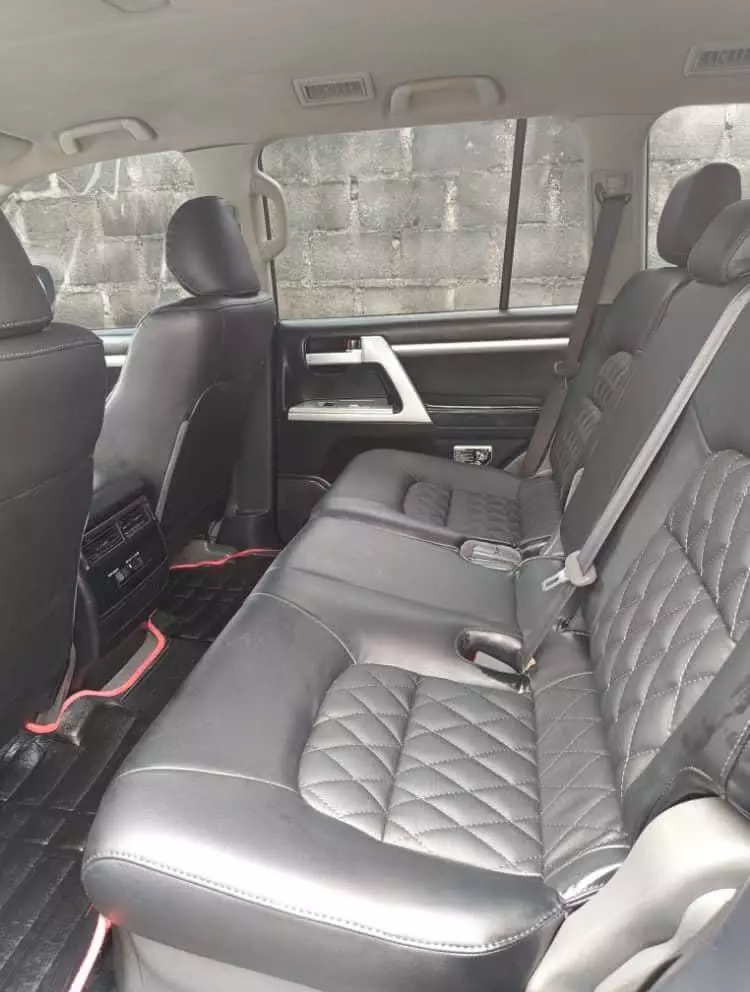 Toyota Land Cruiser GXR