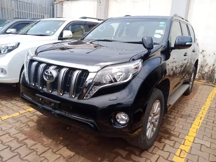 Toyota Landcruiser Prado