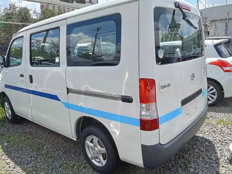 Toyota Town Ace