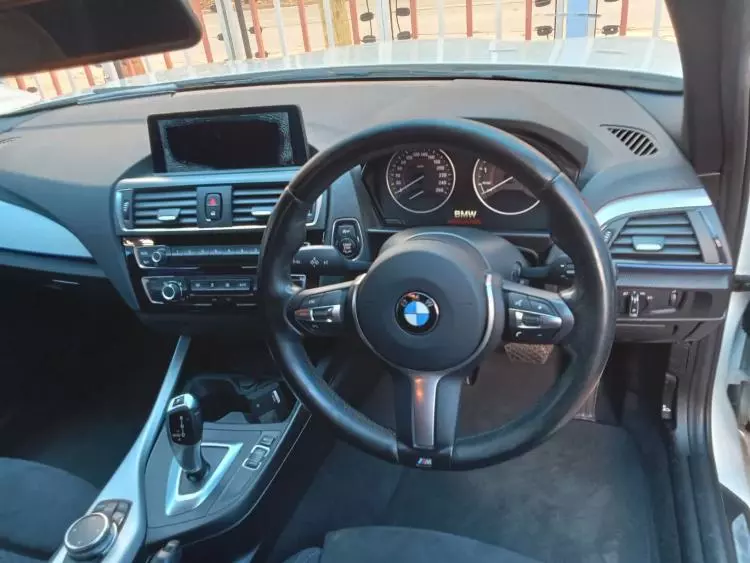 BMW 118i