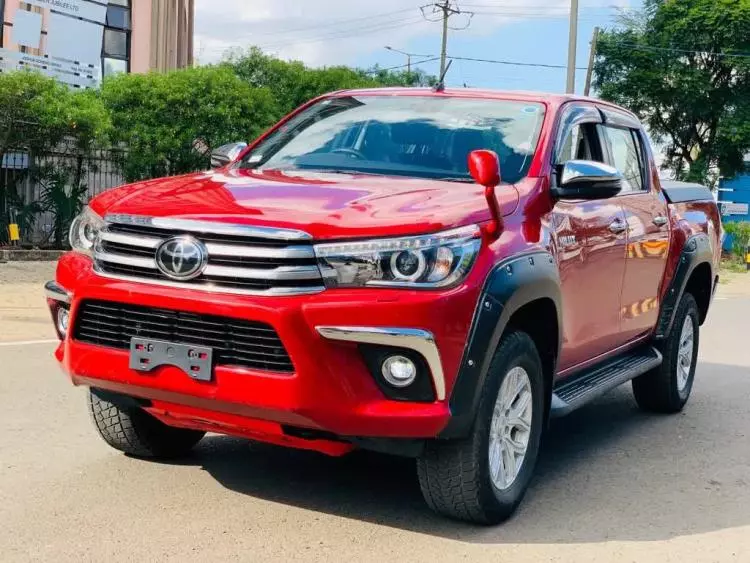 Toyota Hilux