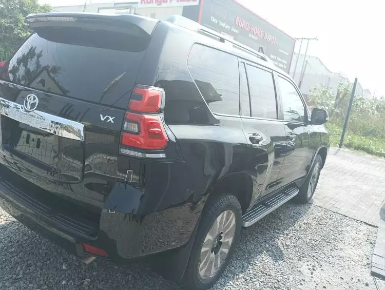 Toyota Landcruiser Prado