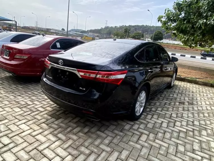 Toyota Avalon