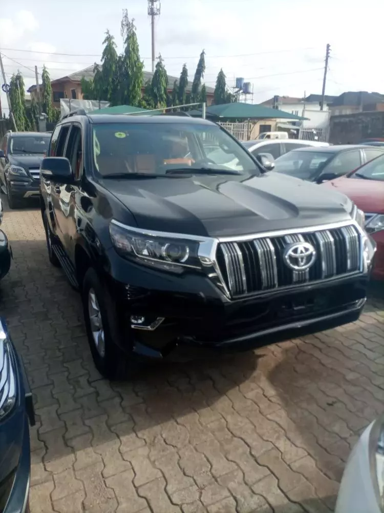 Toyota Landcruiser Prado