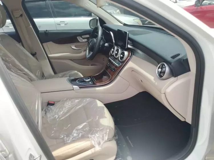 Mercedes-Benz GLC 300
