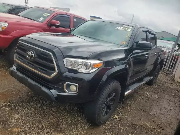 Toyota Tacoma