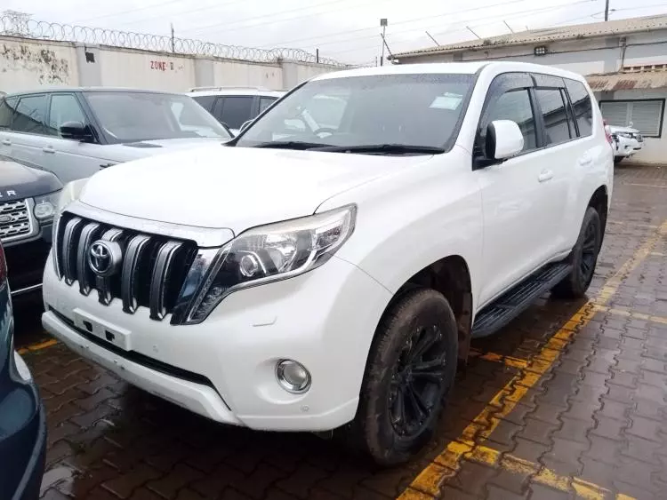 Toyota Landcruiser Prado