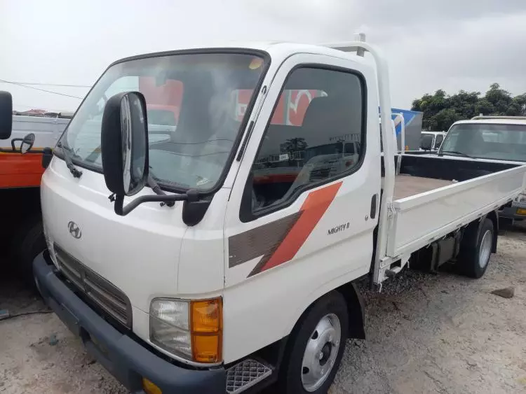 Hyundai Mighty