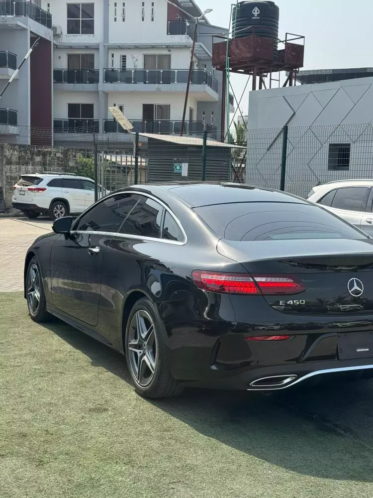 Mercedes-Benz E 450