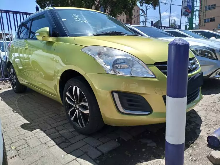 SUZUKI Swift RS