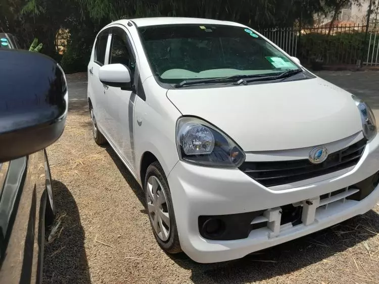 Daihatsu Mira 
