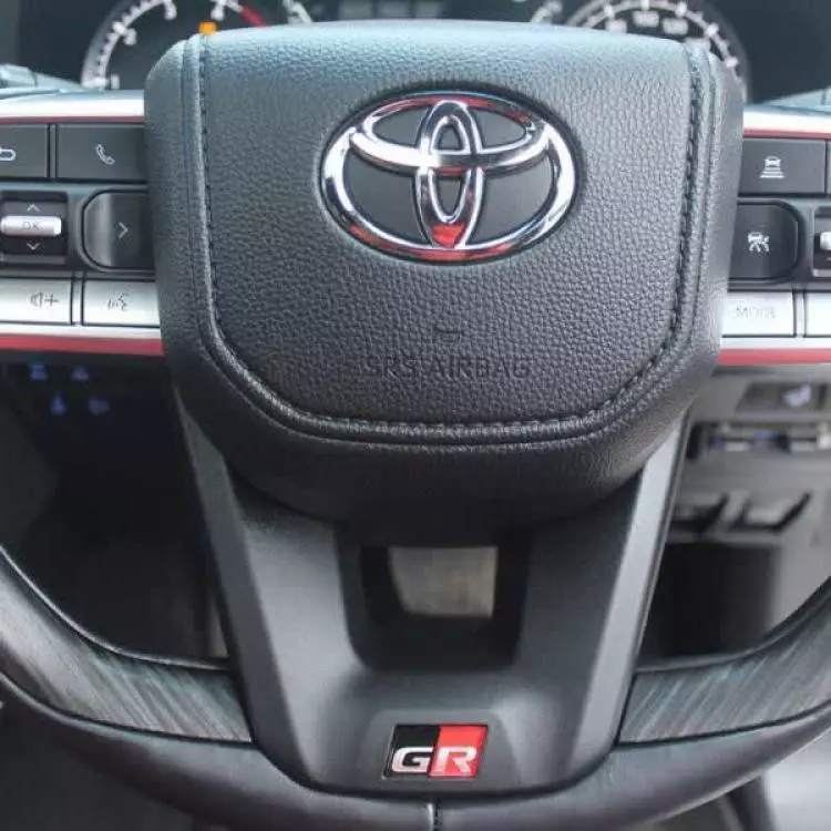 Toyota Landcruiser 300 GR Sport