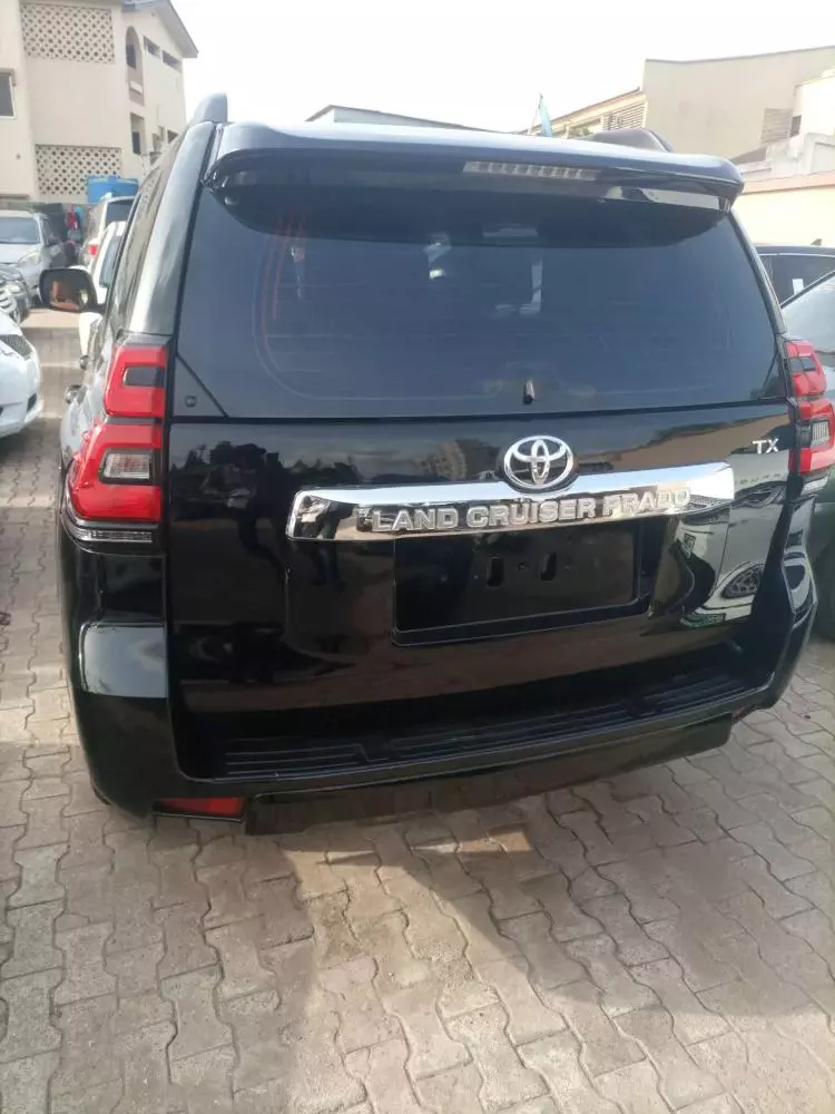 Toyota Landcruiser Prado