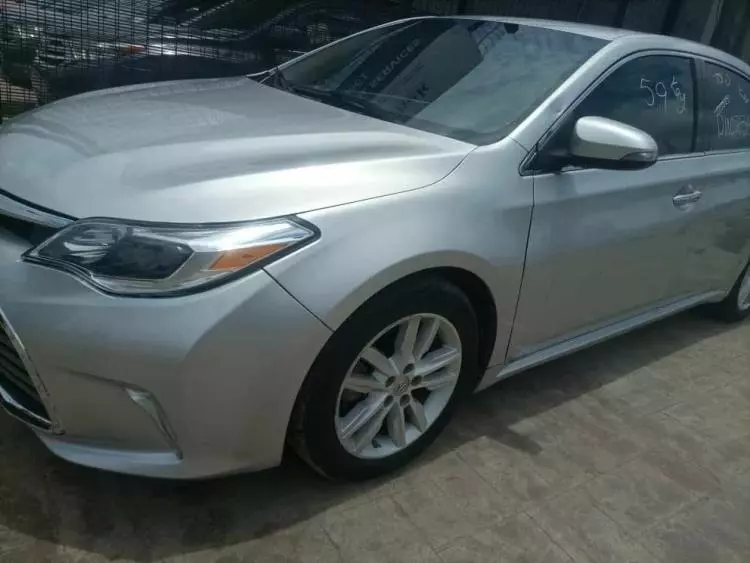 Toyota Avalon