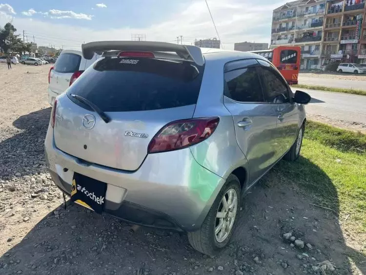 Mazda Demio