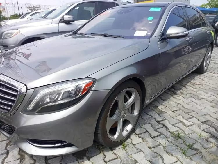 Mercedes-Benz S 550