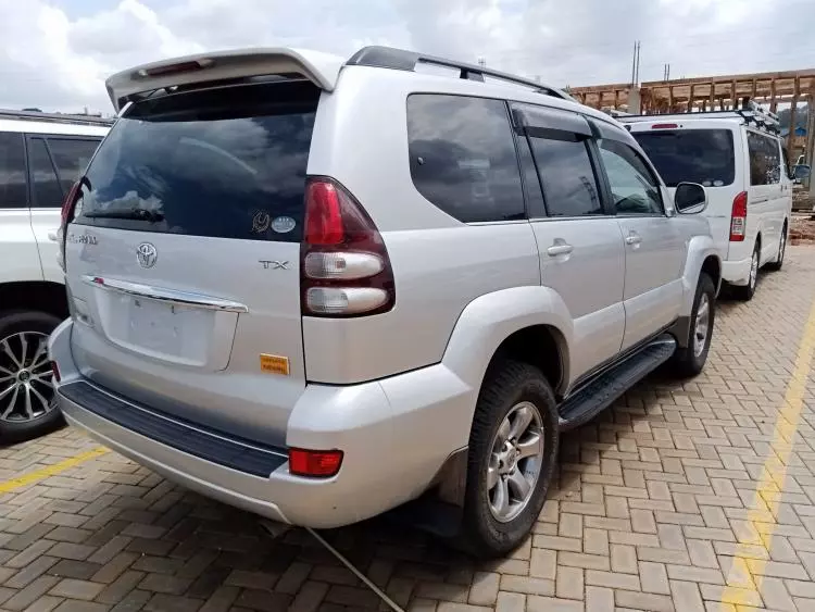 Toyota Landcruiser Prado