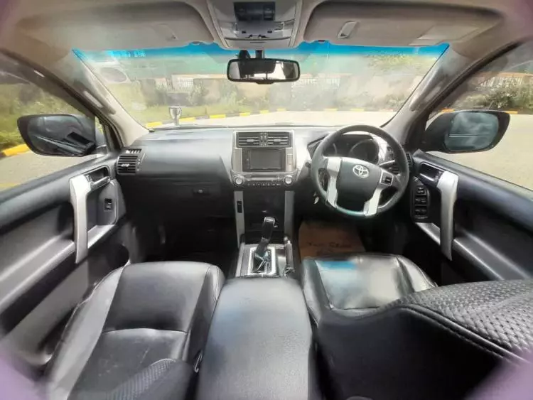 Toyota Landcruiser Prado