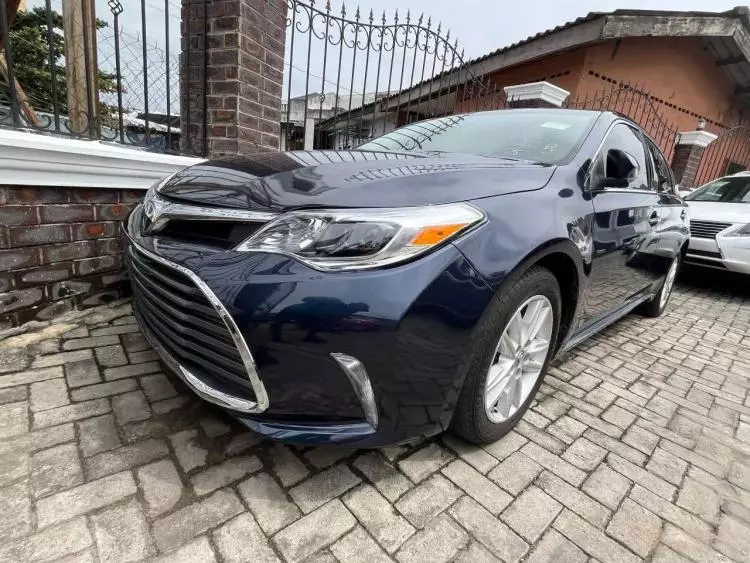 Toyota Avalon