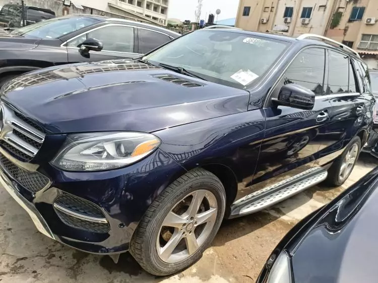 Mercedes-Benz GLE 350