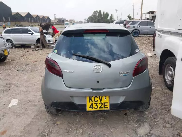 Mazda Demio