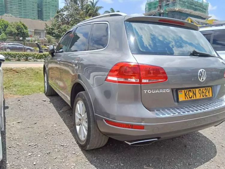 Volkswagen Touareg