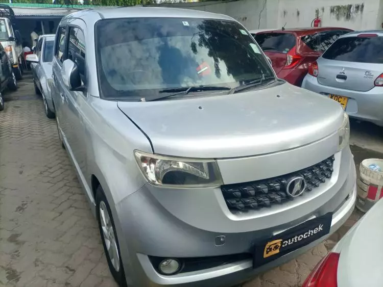 Toyota Bb