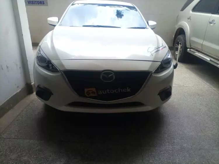 Mazda Axela 