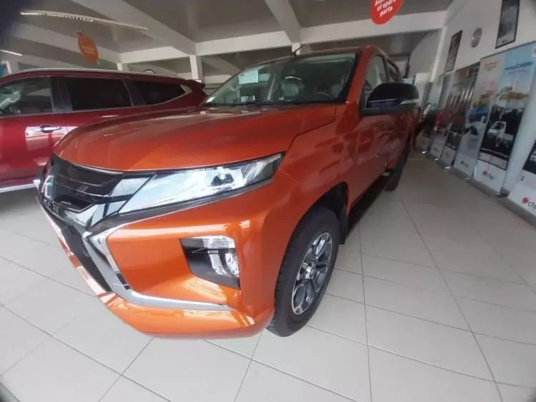 Mitsubishi L200 D/C Sportero A/T