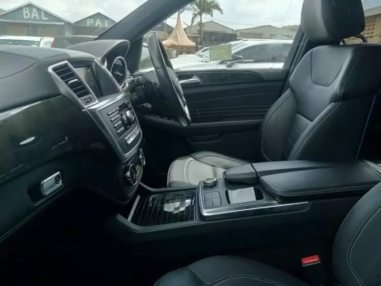 Mercedes-Benz ML 350