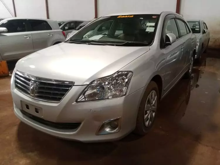 Toyota Premio