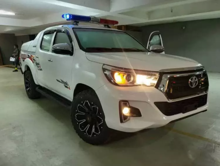 Toyota Hilux Revo 