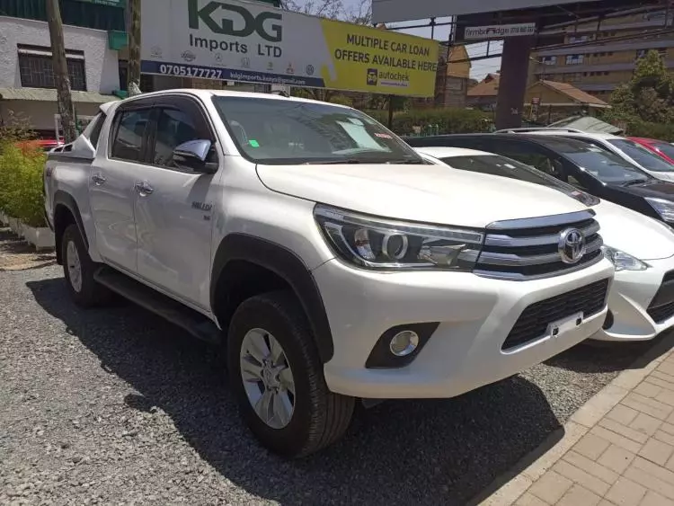 Toyota Hilux