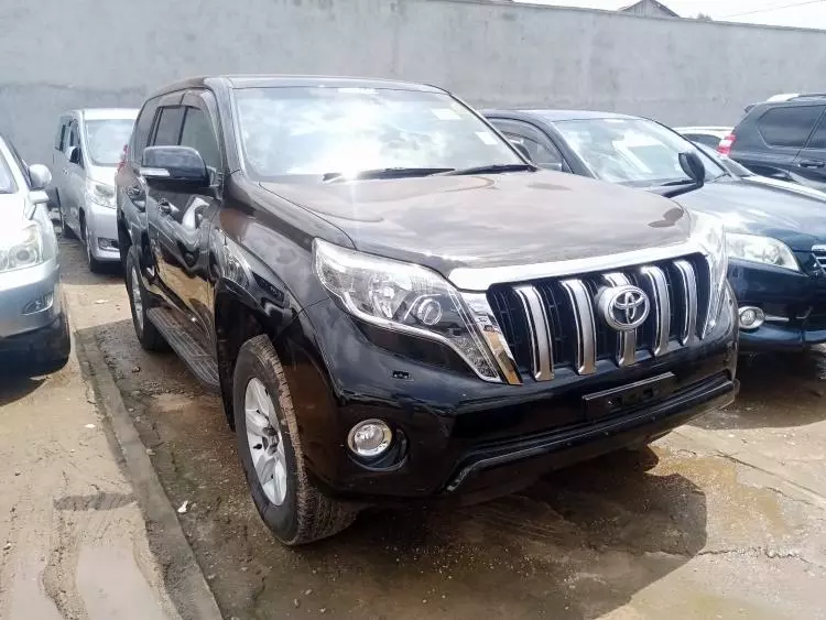 Toyota Landcruiser Prado