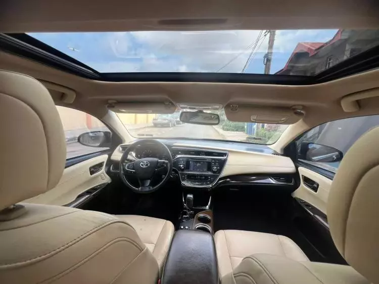 Toyota Avalon