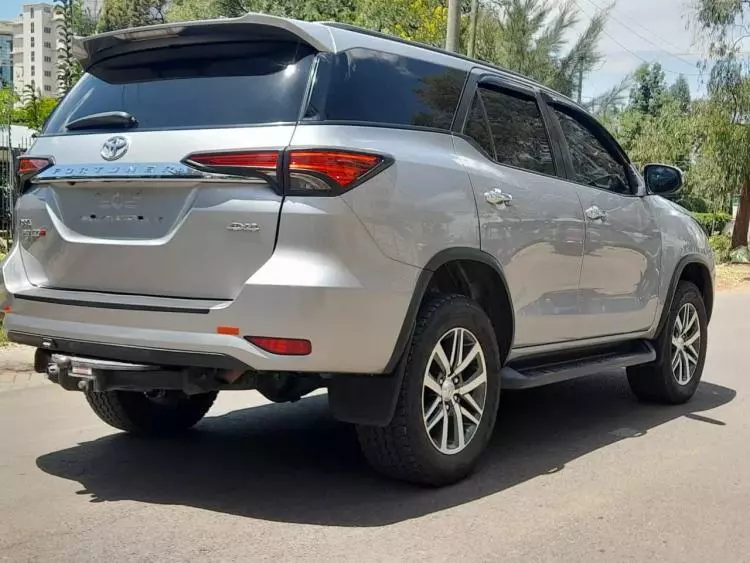 Toyota Fortuner