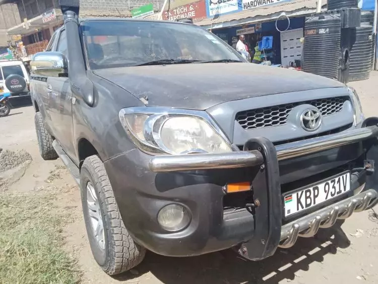 Toyota Hilux