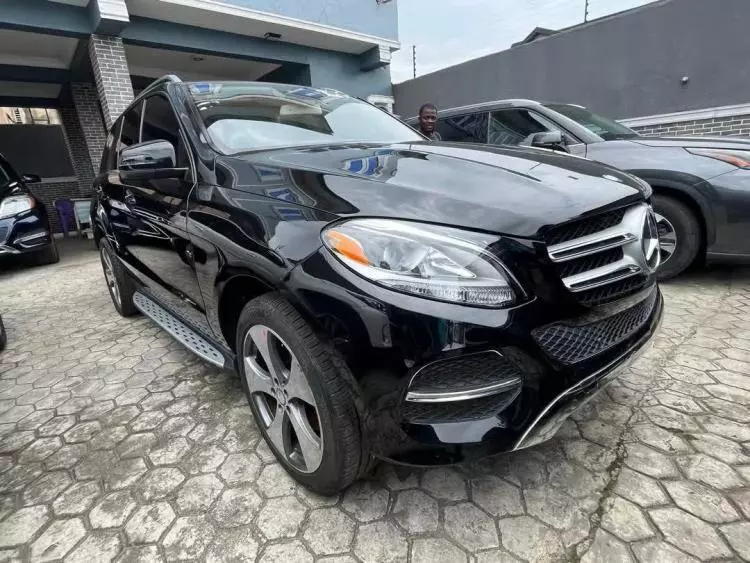 Mercedes-Benz GLE 350