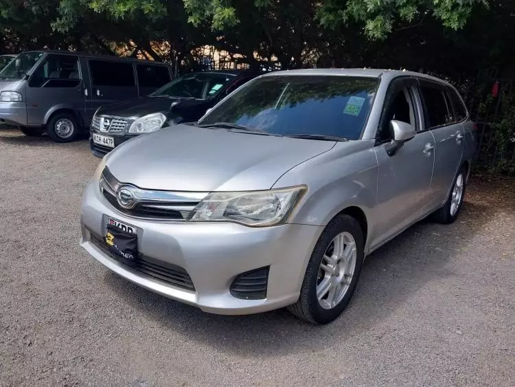 Toyota Fielder hybrid