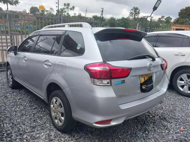 Toyota Fielder
