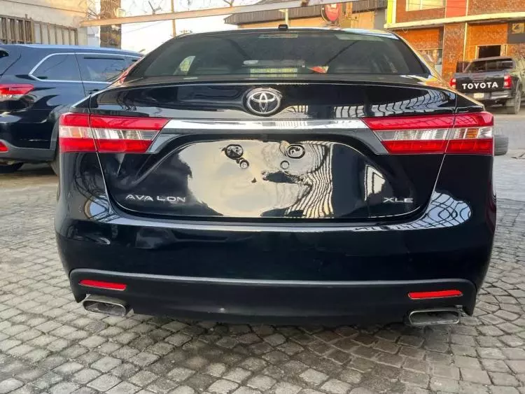 Toyota Avalon