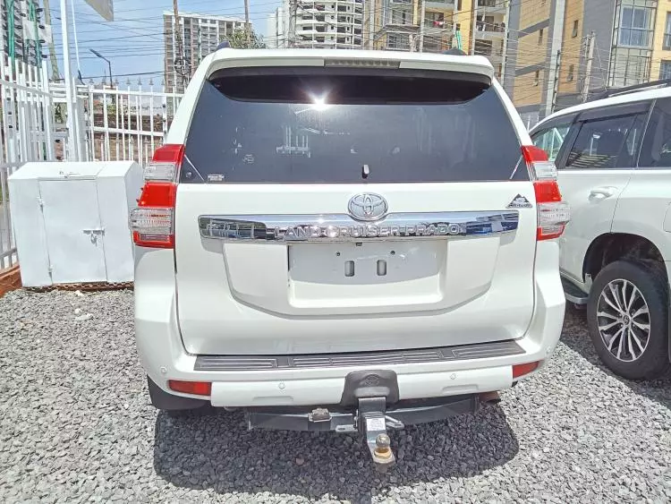 Toyota Landcruiser Prado