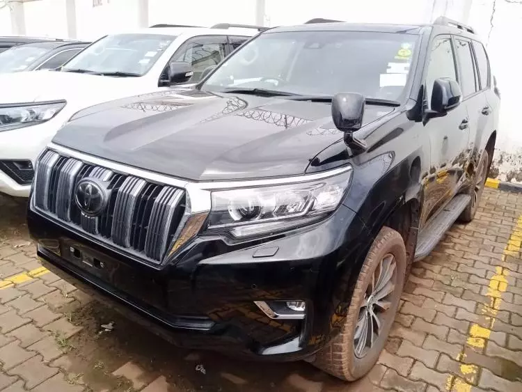Toyota Landcruiser Prado
