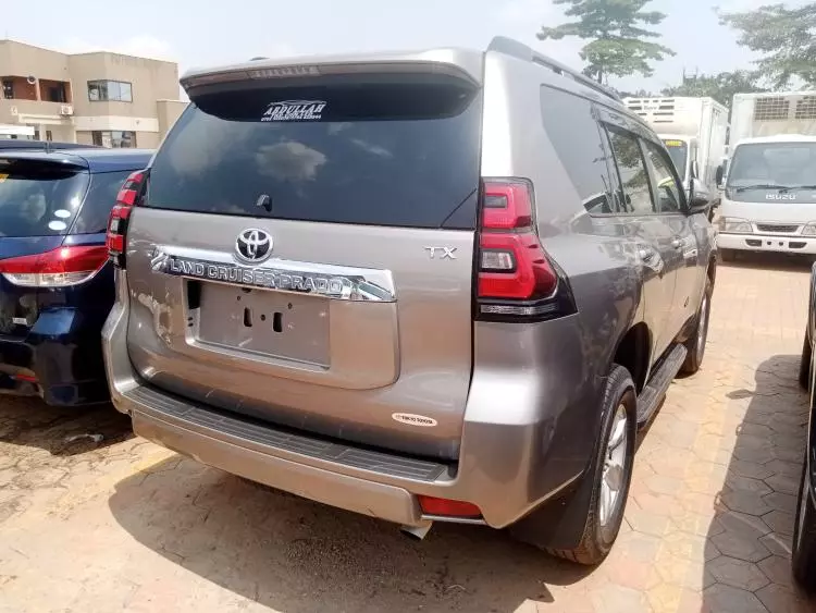 Toyota Landcruiser Prado