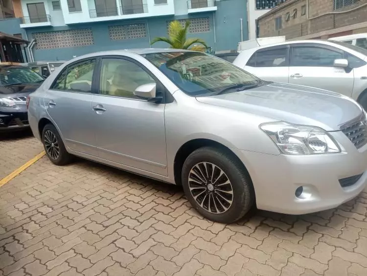 Toyota Premio 
