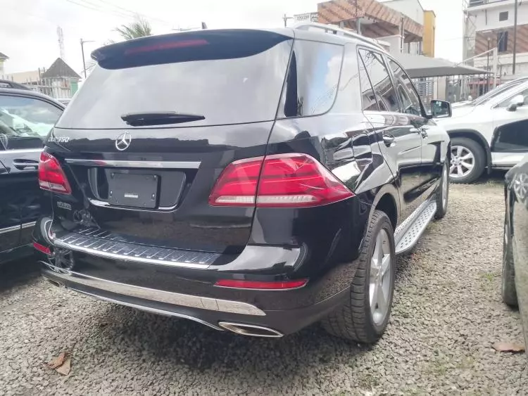 Mercedes-Benz GLE 350