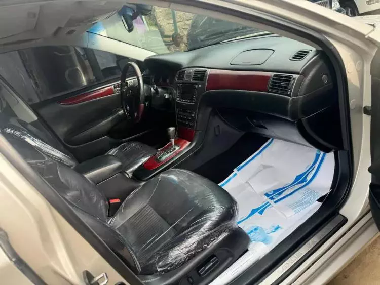 Lexus GS 300