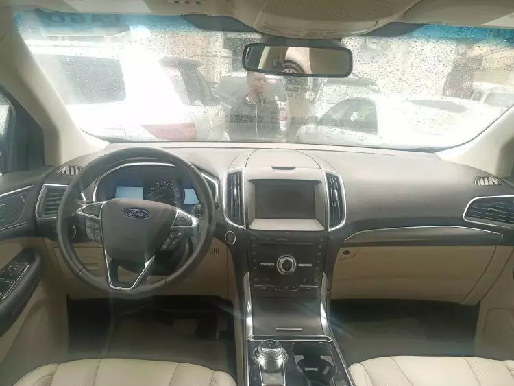 Ford Edge