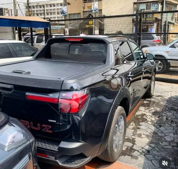 Hyundai Grand Santa Fe